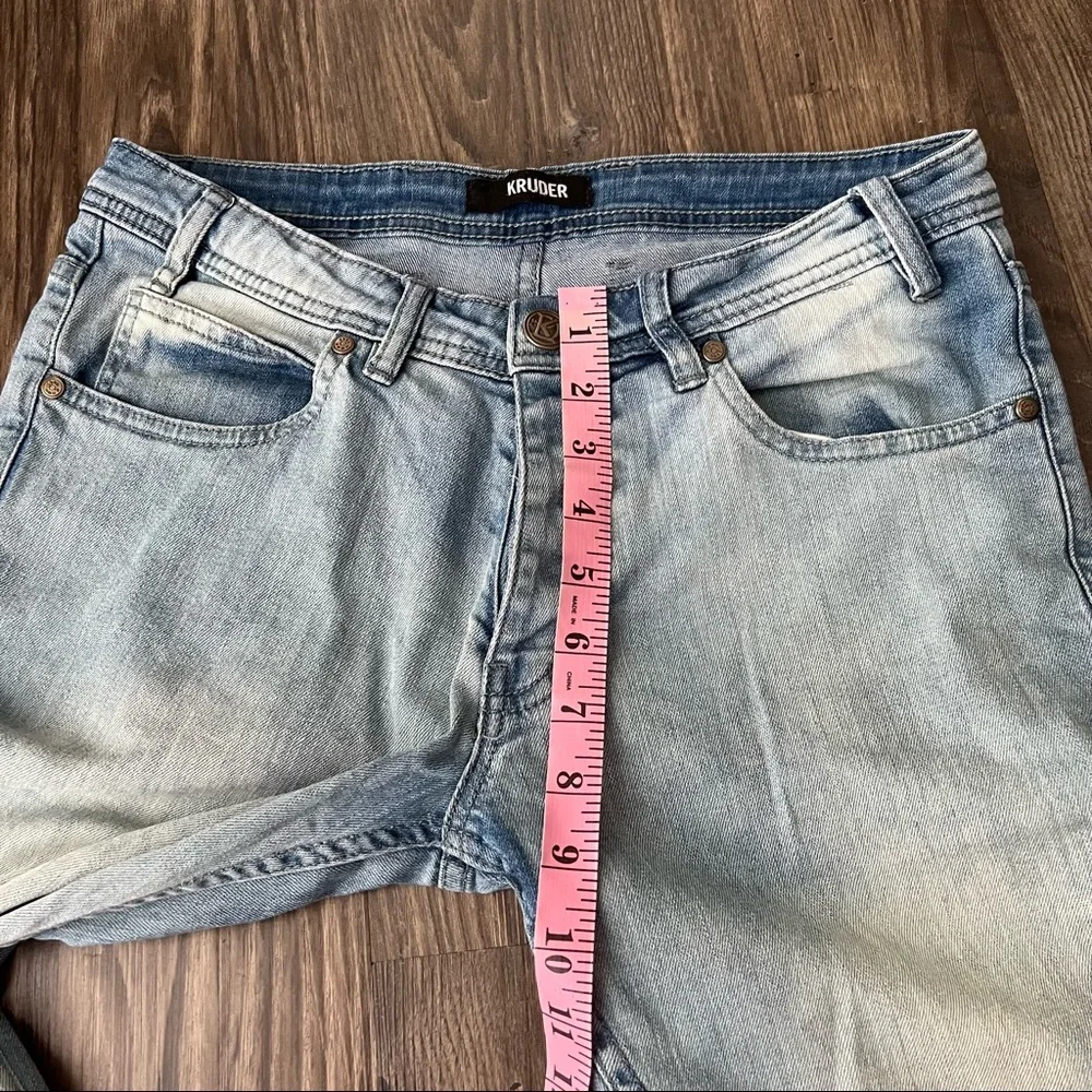 Kruder Bleach Light Wash Button Fly Jeans